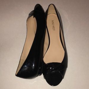 Nine West size 9 flats